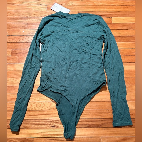 Vitality Lena Long Sleeve Thong Bodysuit - M - Picture 3 of 4